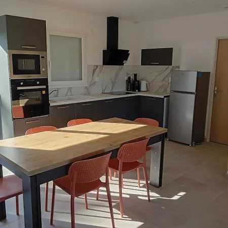 Vila Maison Confortable, Climatisee *