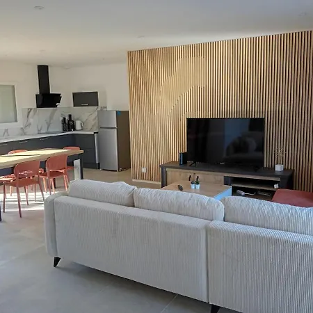 Maison Confortable, Climatisee Vila Saint-Uze